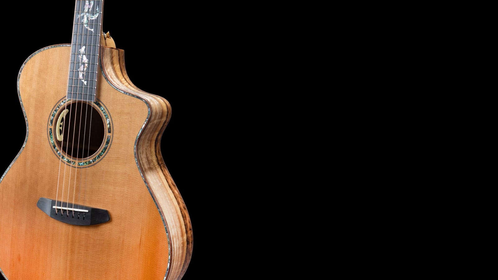 Vintage ProShop Wrexham AFC Guitar to be Auctioned for Wrexham Miners Project