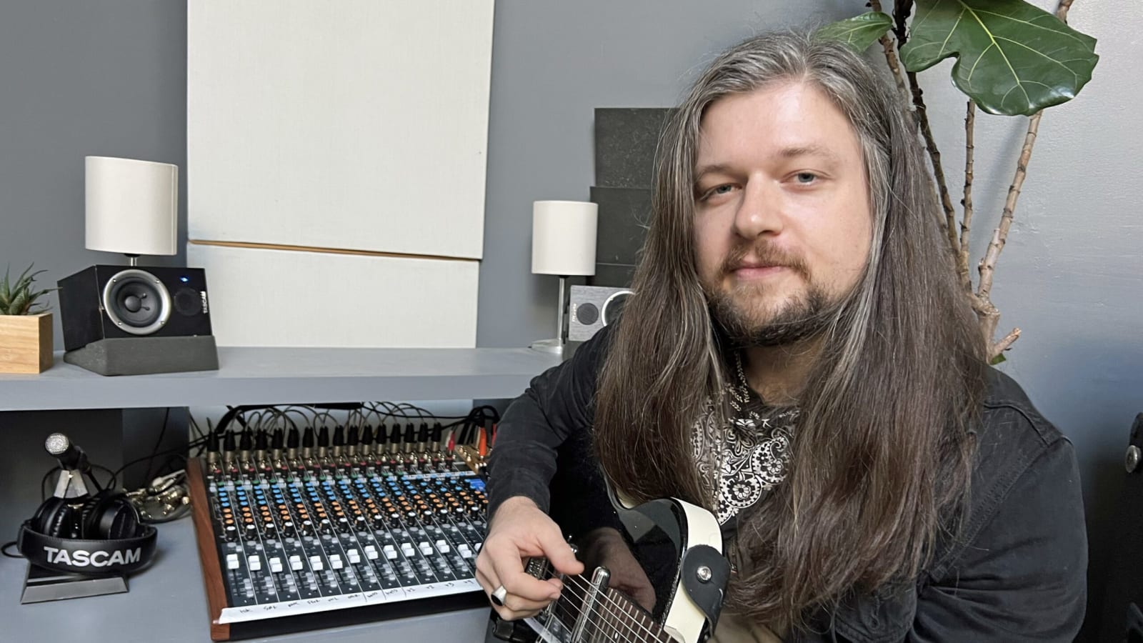 Producer/Recording Engineer Tom Tierney Unifies Production  with the TASCAM Model 24