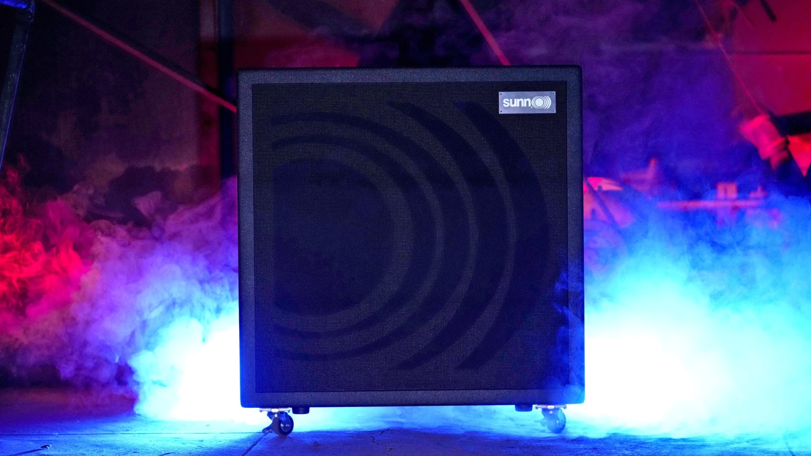 Sunn Amps Launches the 1000-Watt ‘DoomBox’ Speaker Cabinet