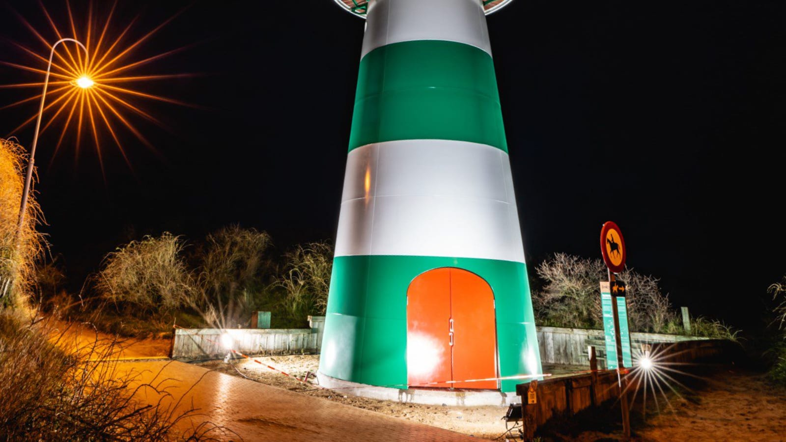 Hive Inspires with CHAUVET Professional  at Winterlicht