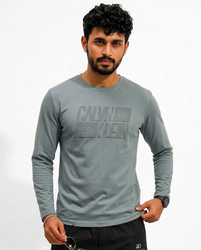 Men's Premium Embossed Box Logo Long Sleeve T-Shirt