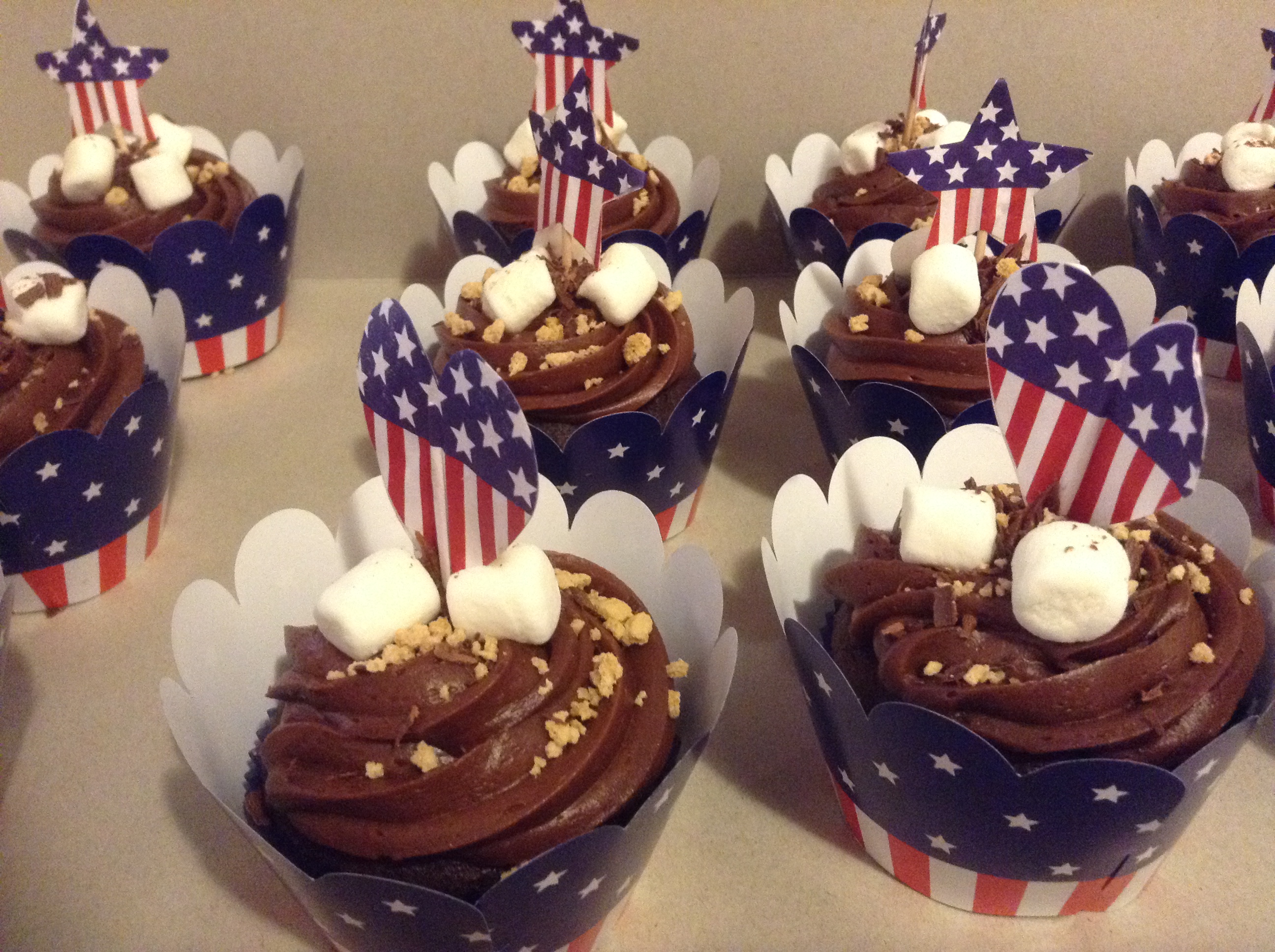 S'mores cupcakes