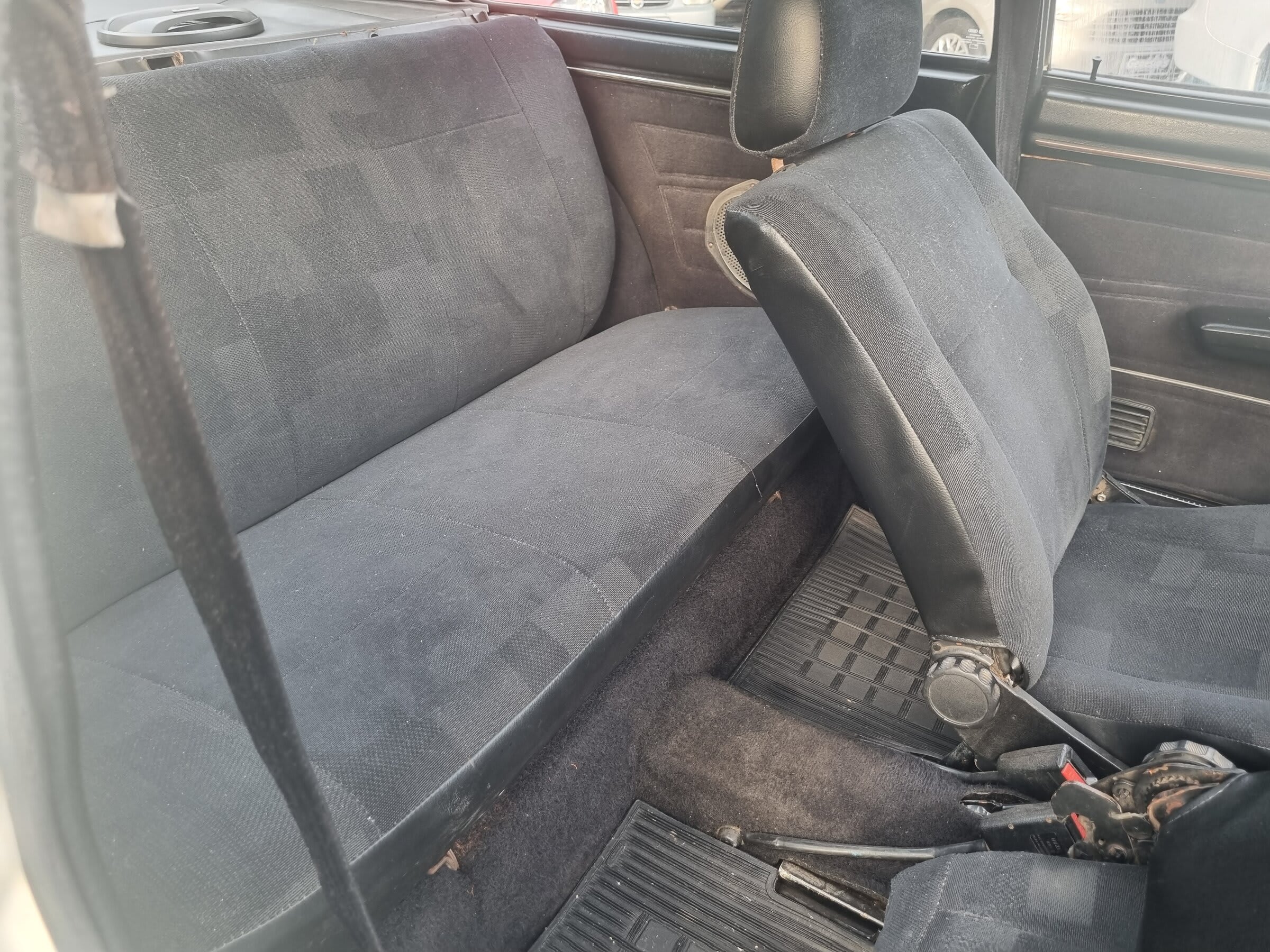 VW - PASSAT LS 1.6 1981