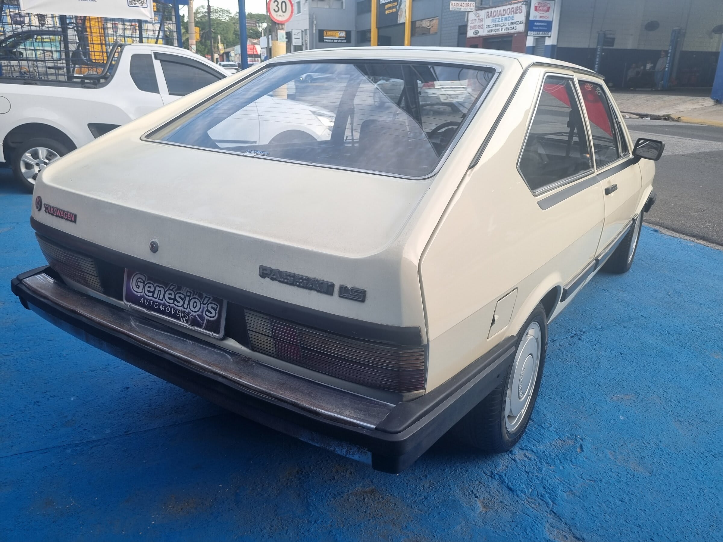VW - PASSAT LS 1.6 1981