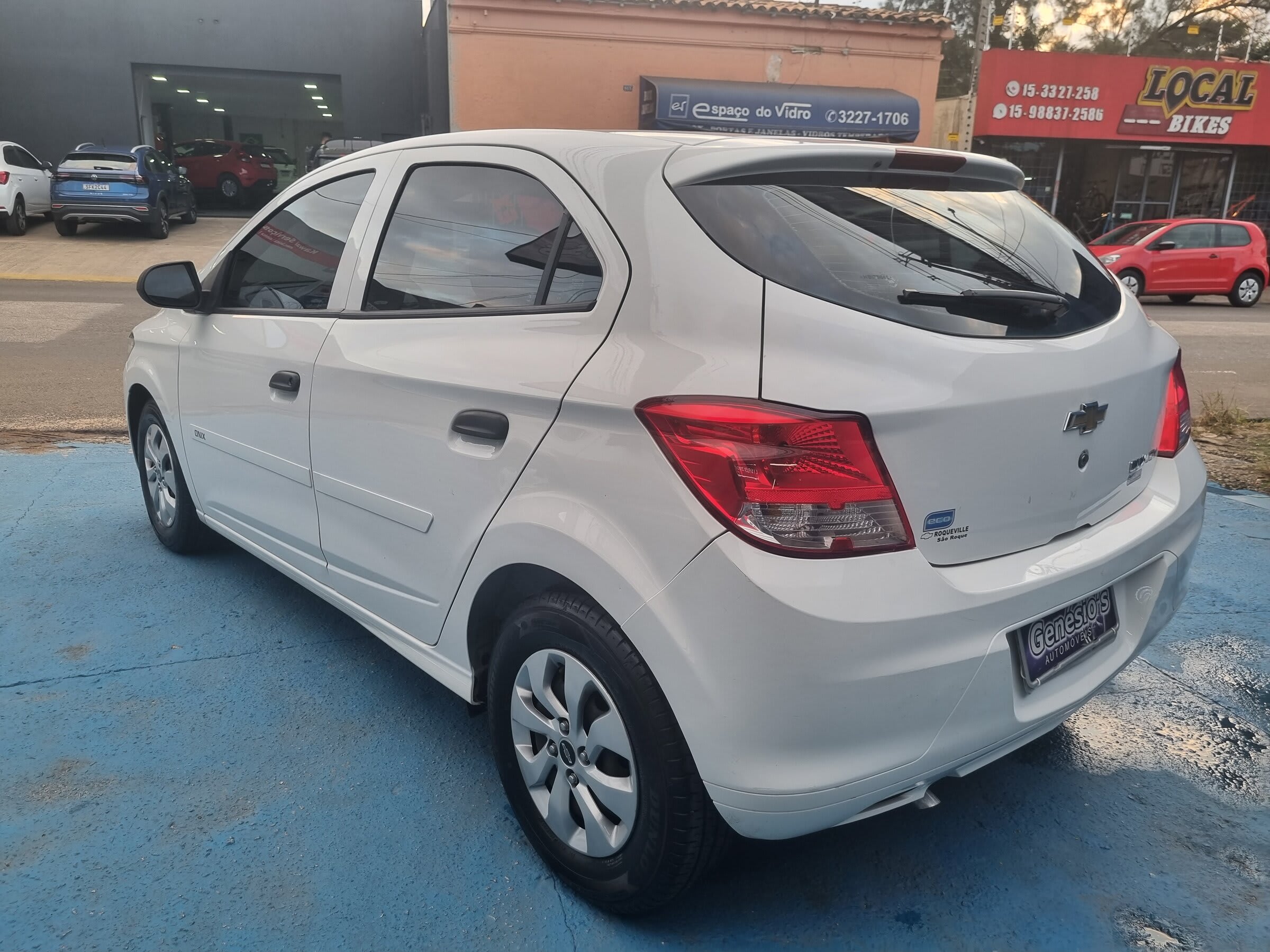 CHEVROLET - ONIX 1.0 8V FLEX 2017 JOY 4 CILINDROS BX KM