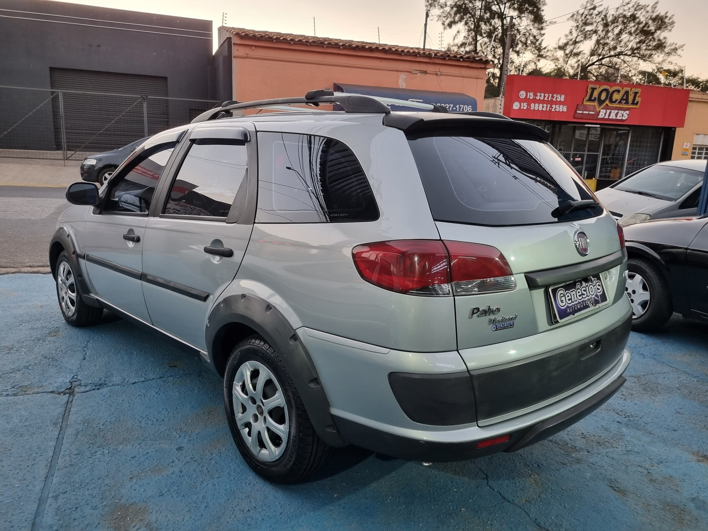 FIAT - PALIO WEEKEND TREKKING 1.6 FLEX 2014 COMPLETA