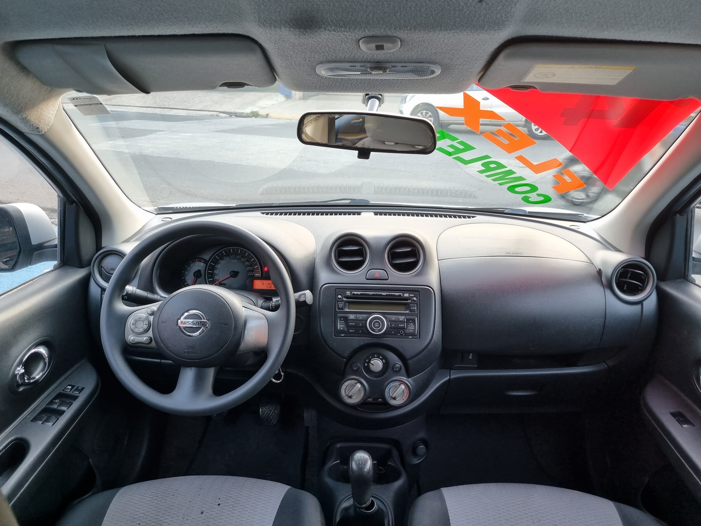 NISSAN - MARCH SV 1.6 FLEX 2014 COMPLETO