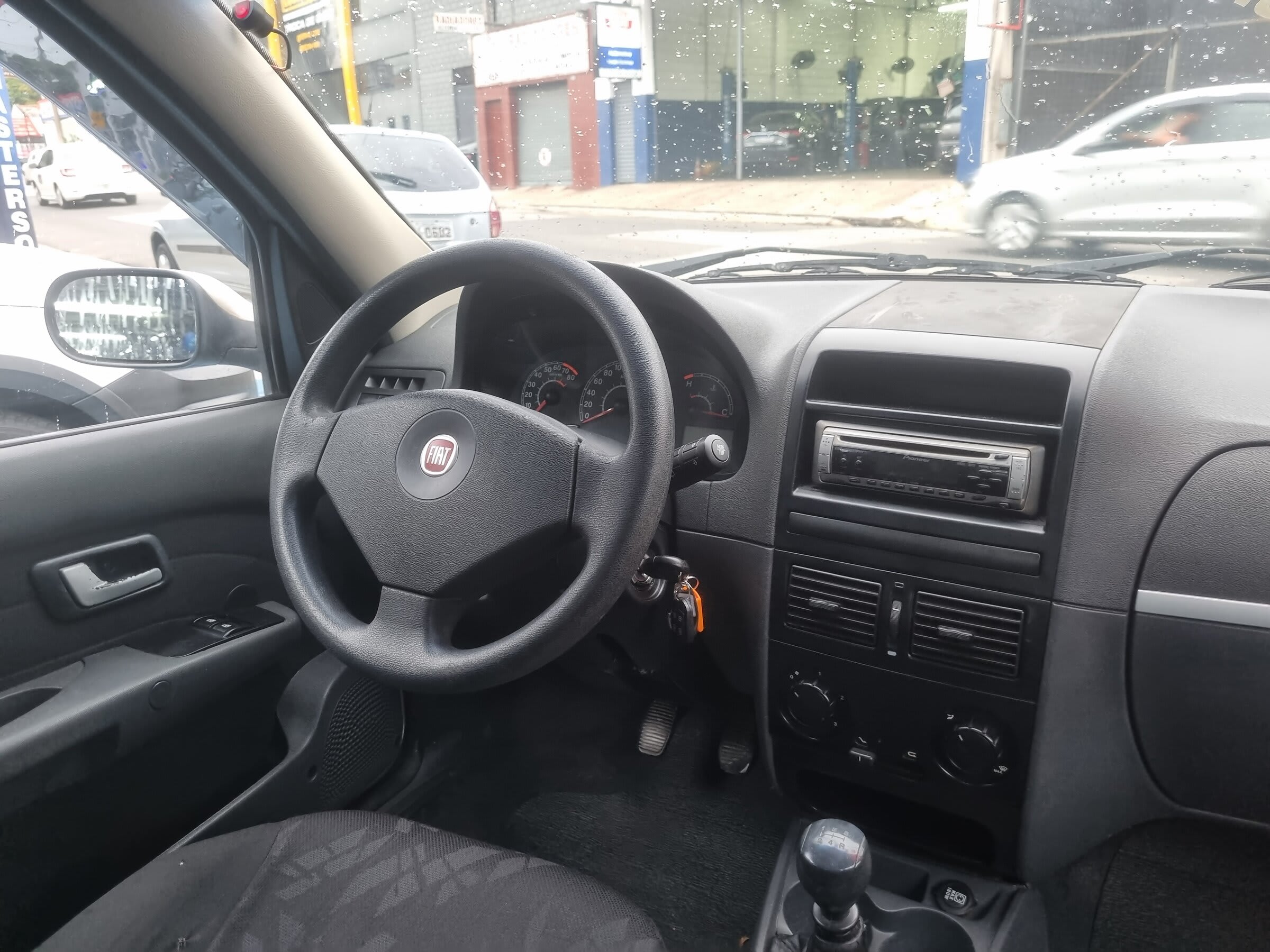 PALIO ELX 4P 2010 DOURADO C/ DIREÇÃO HID