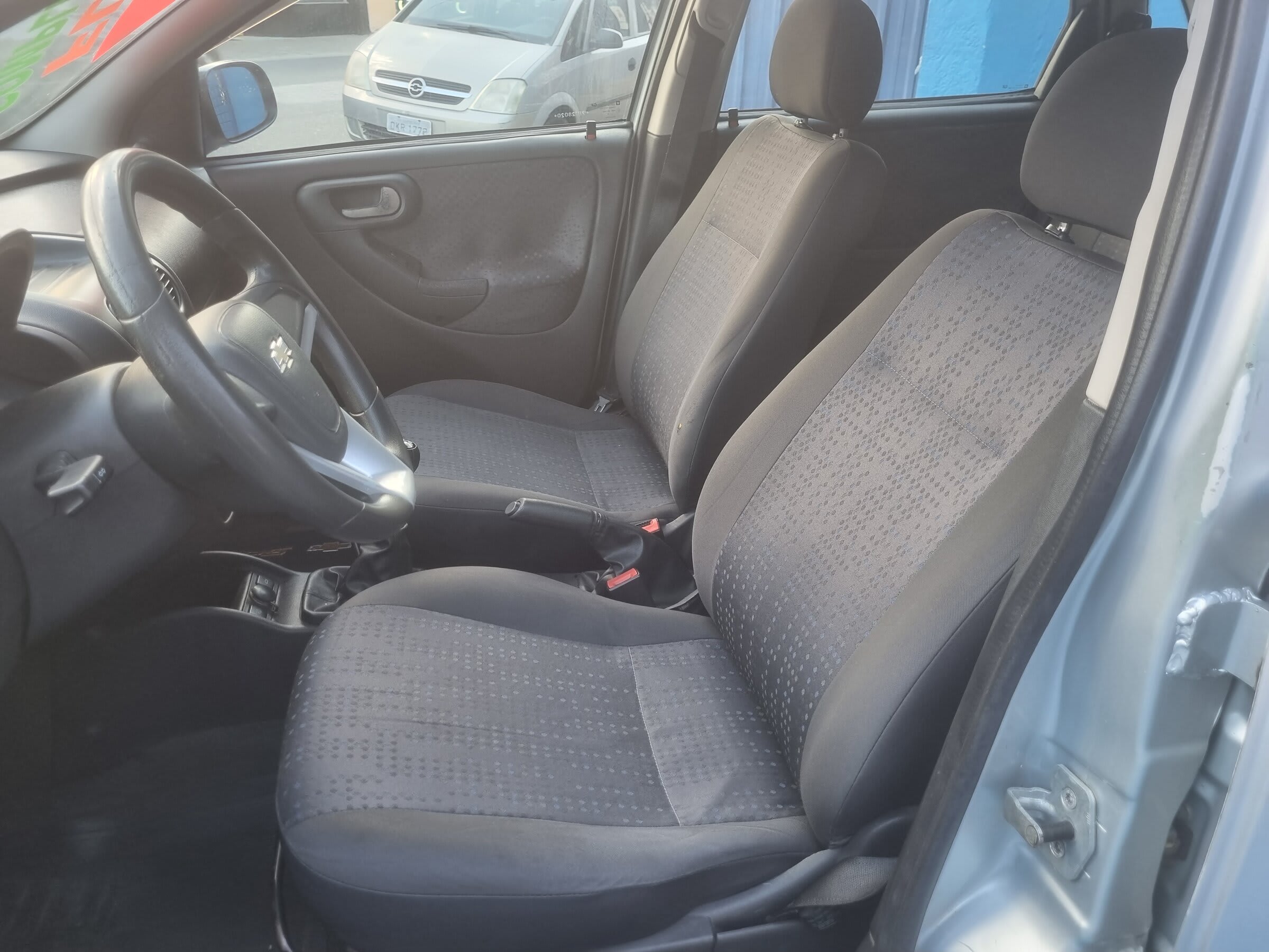 CORSA HATCH MAXX 1.0 2009 COMPLETO PRATA