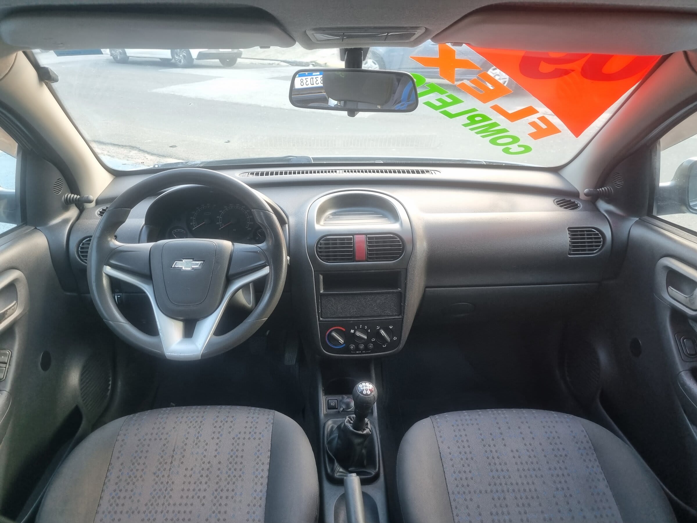 CORSA HATCH MAXX 1.0 2009 COMPLETO PRATA