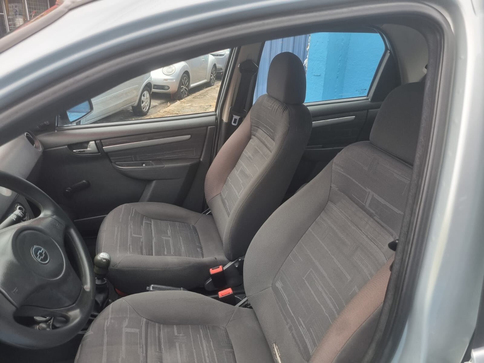 PRISMA MAXX 1.4 2011 PRATA C/ DIREÇÃO HID