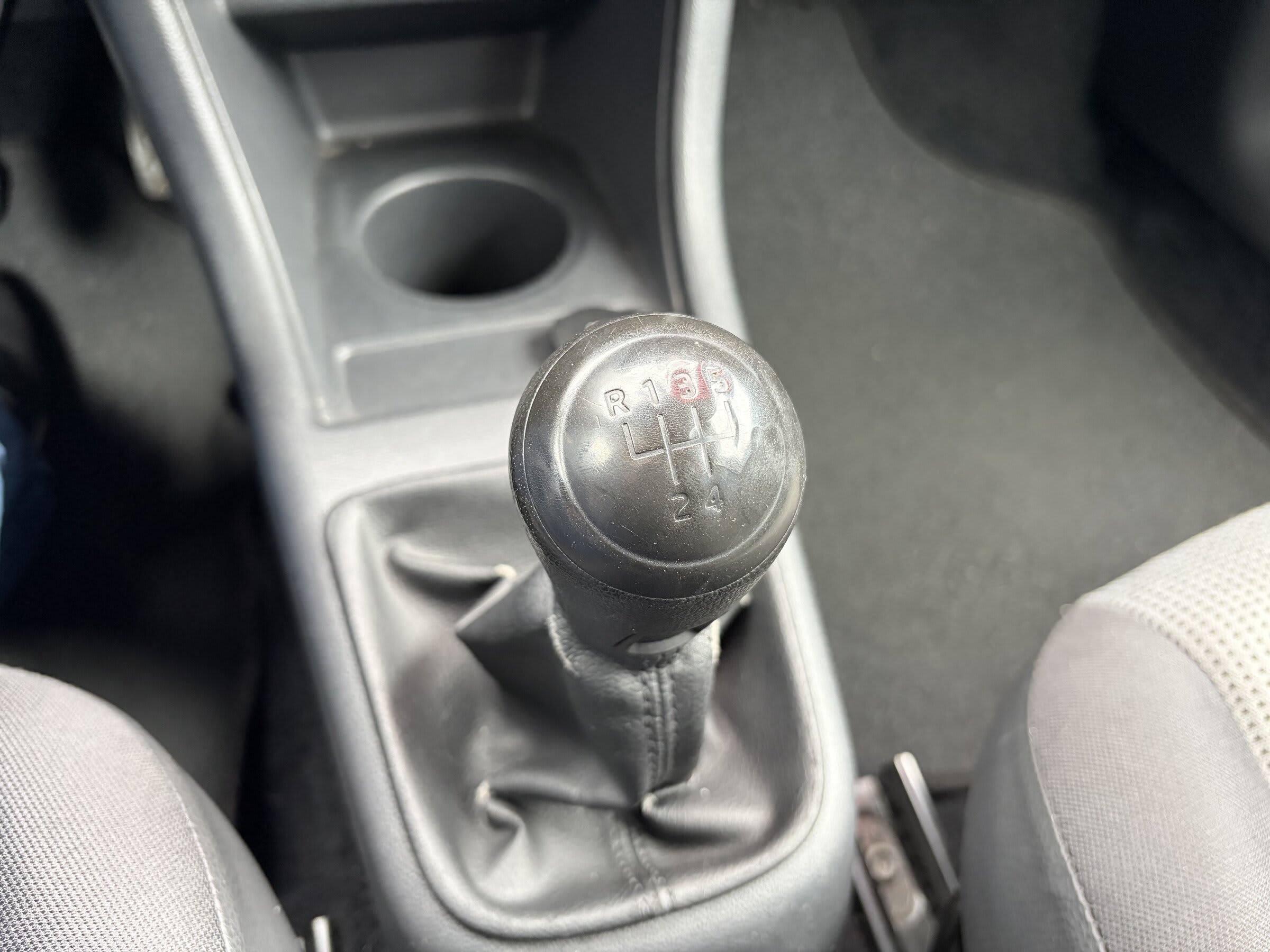 VW - UP TAKE 1.0 FLEX 2015 COMPLETO