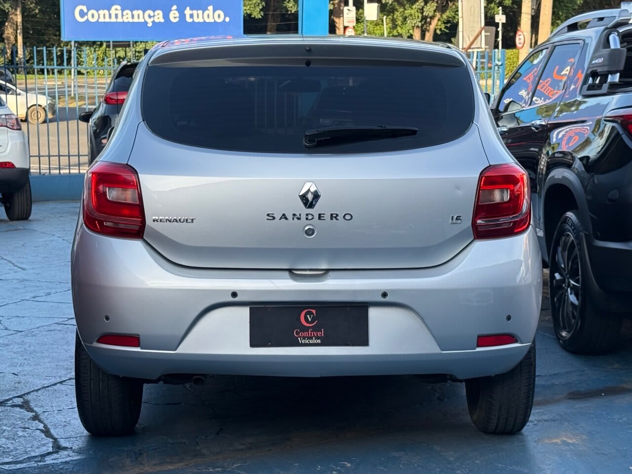 SANDERO EXPRESSION 1.6 2016 COMPLETO