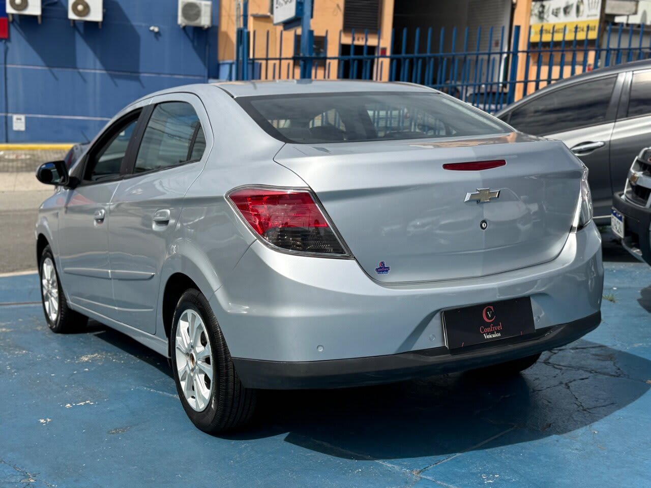 PRISMA LT 1.4 2014 AUTOMÁTICO