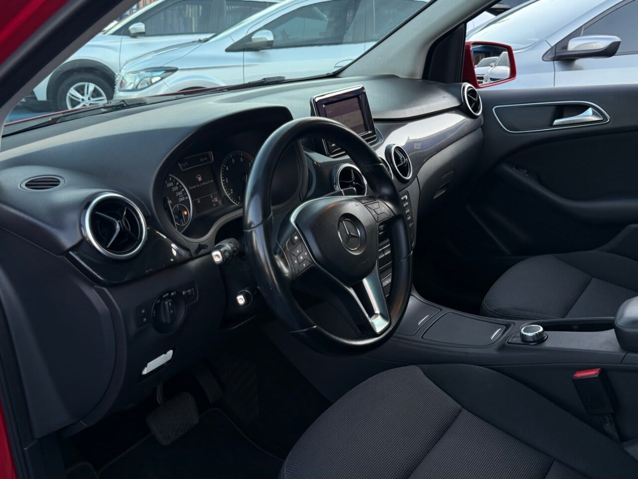 MERCEDES B200 1.6 TURBO 2013 AUTOMÁTICO