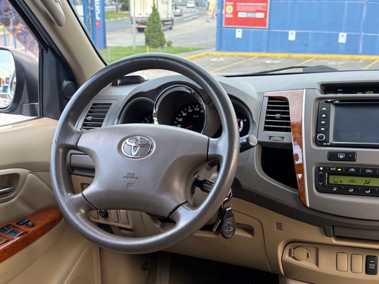 HILUX SW4 SRV 3.0 DIESEL 2009 7 LUGARES