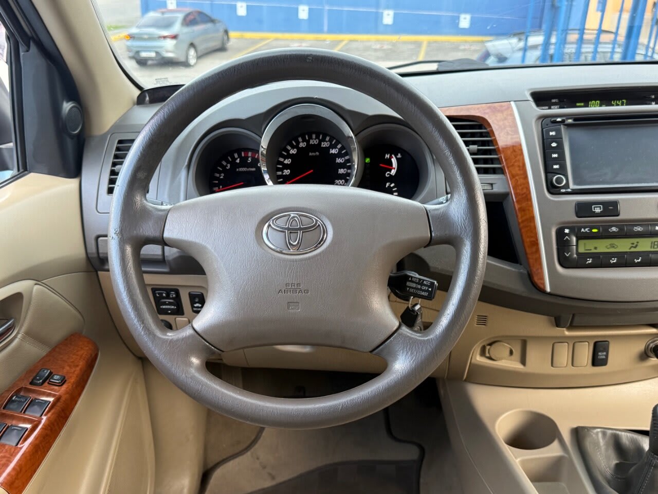 HILUX SW4 SRV 3.0 DIESEL 2009 7 LUGARES
