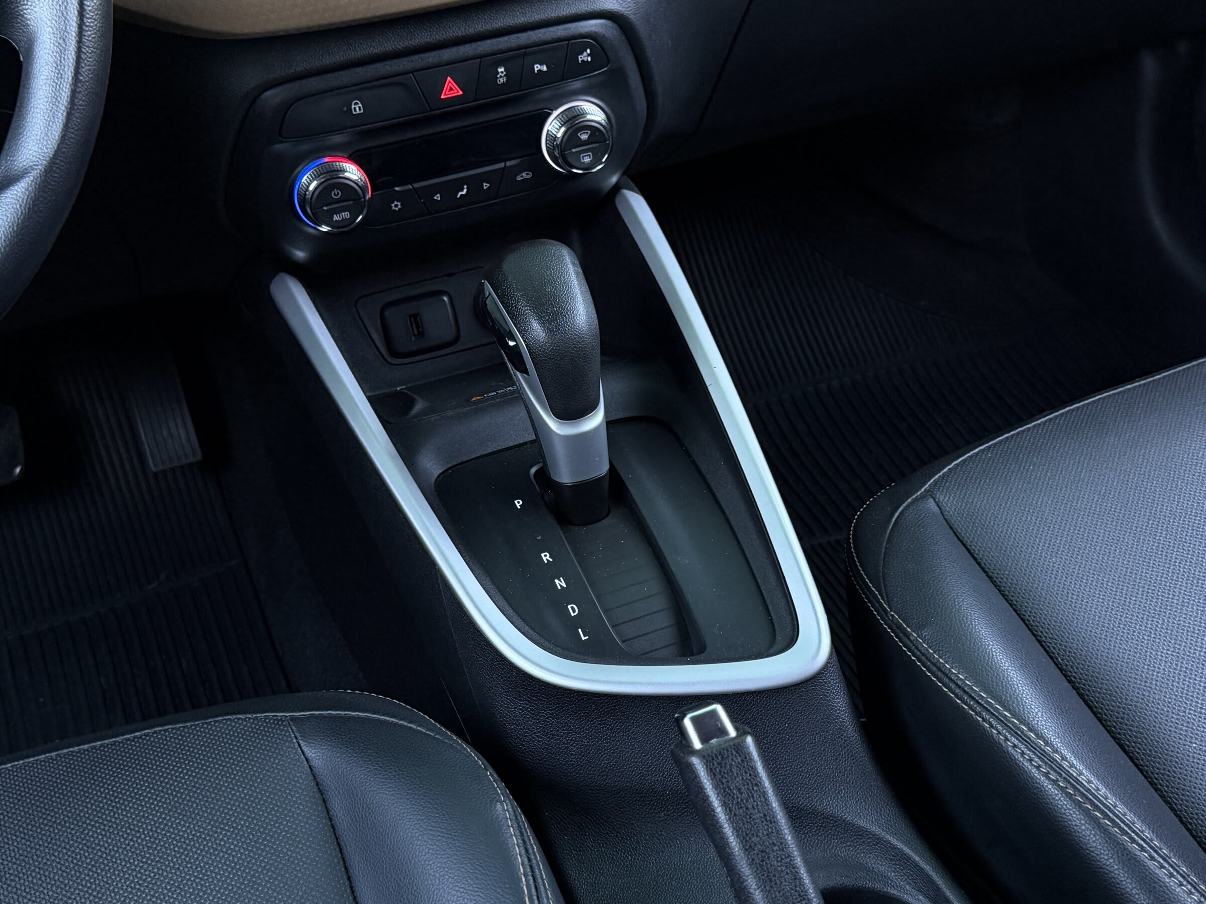 ONIX PREMIER 1.0 TURBO 2020 AUTOMÁTICO