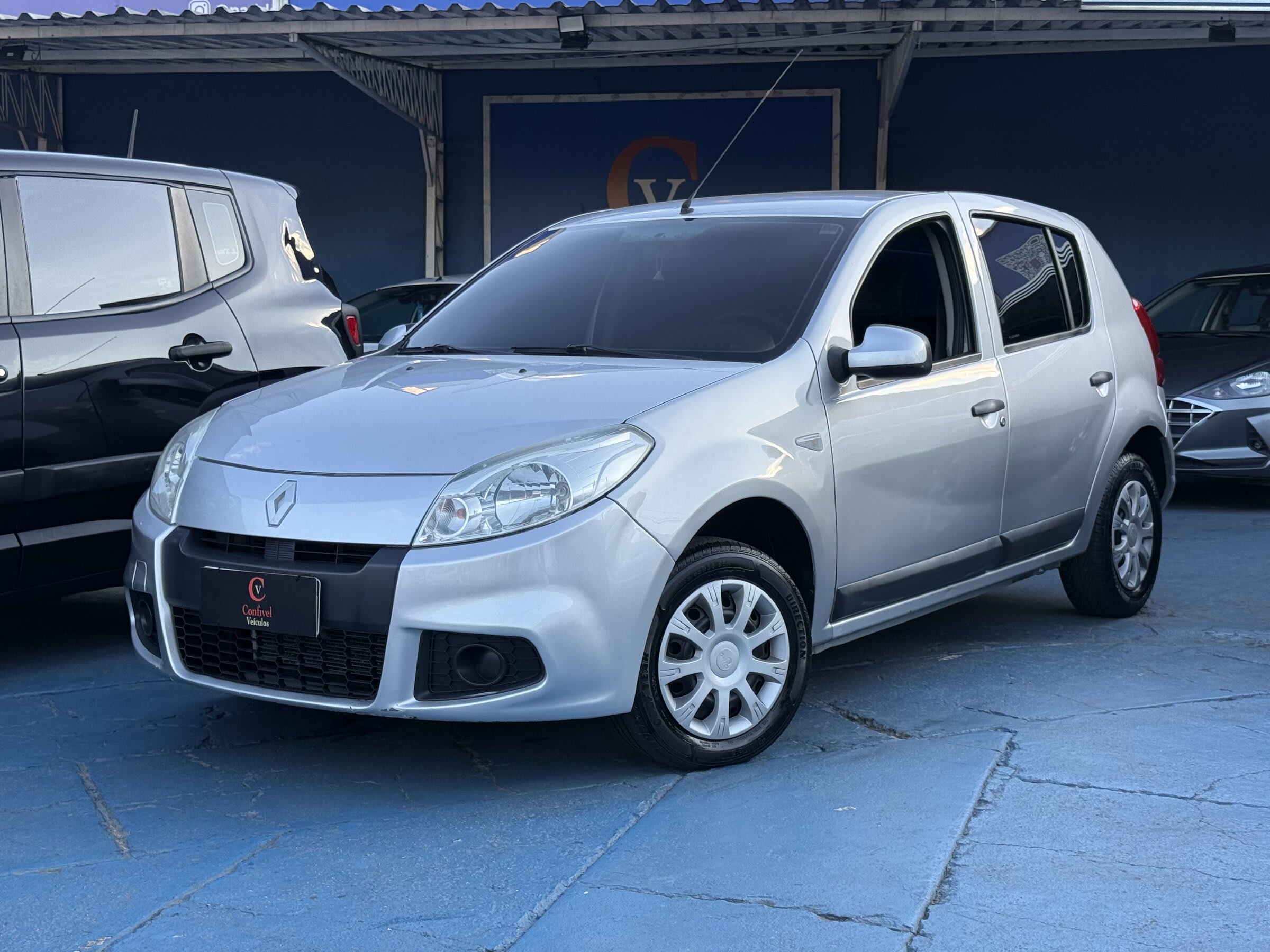 Sandero 1.0 2012 COMPLETO