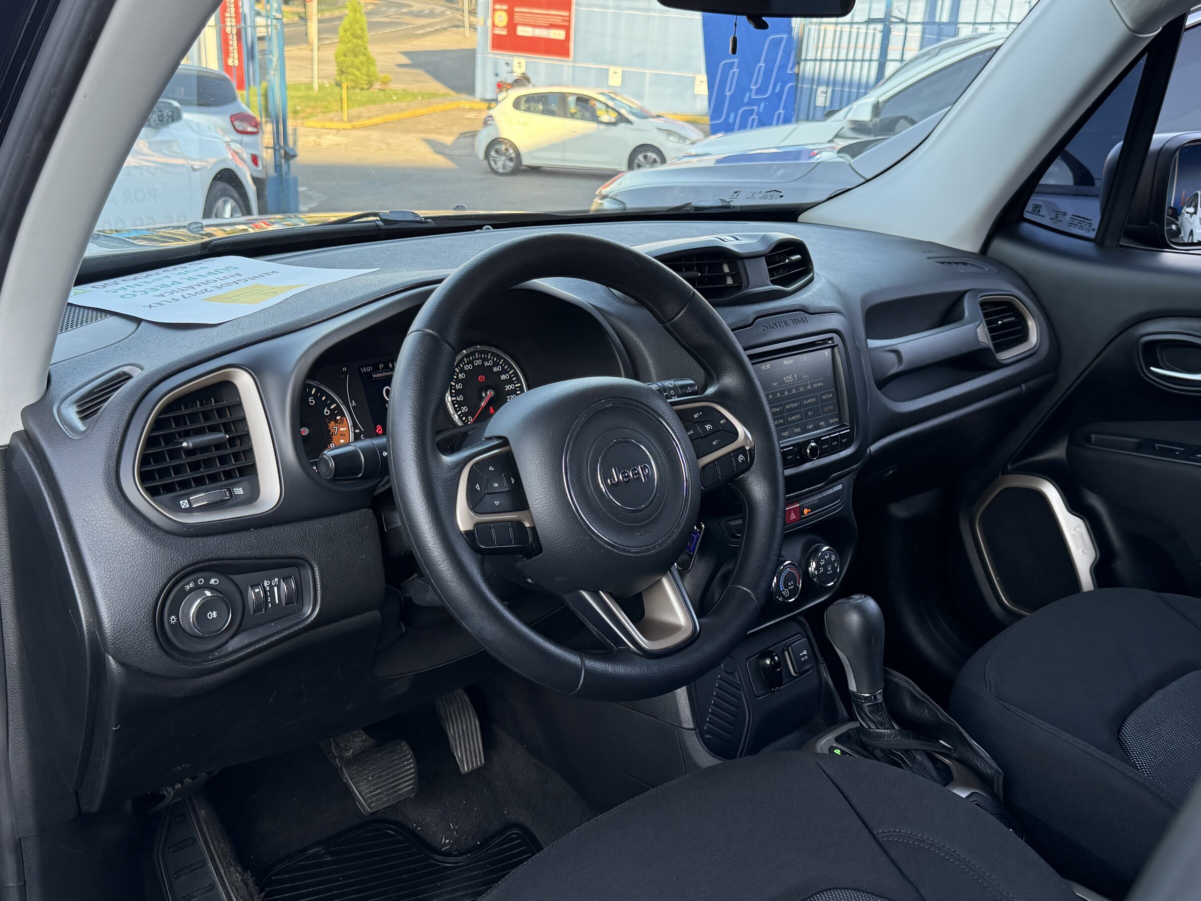 RENEGADE 1.8 2017 AUTOMÁTICA