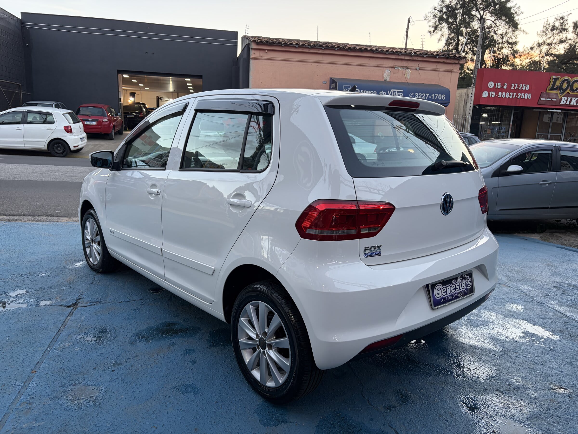 FOX TRENDLINE 1.0 2016 COMPLETO 4PORTAS