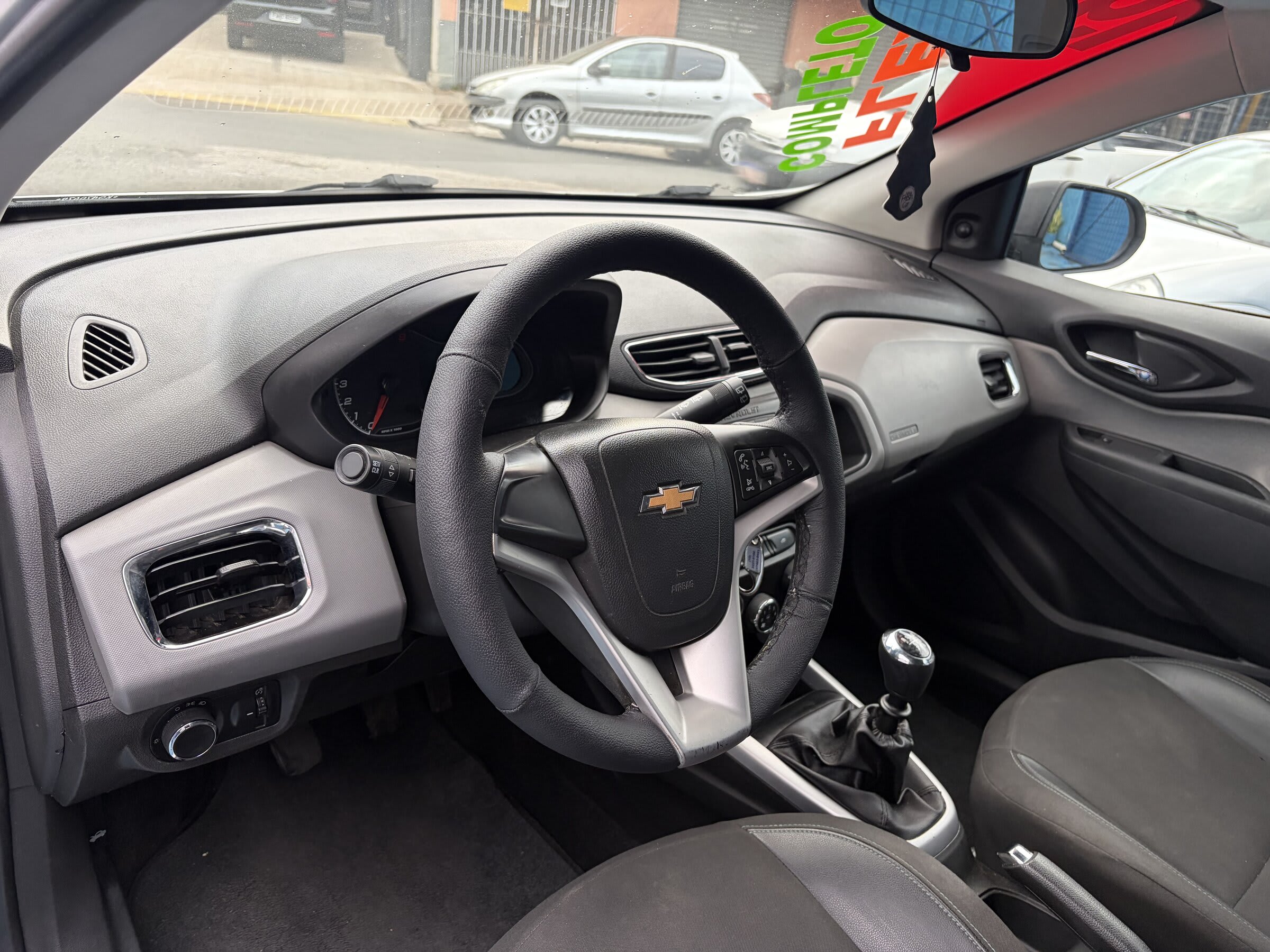 GM / ÔNIX LT 1.0 2019 COMPLETO
