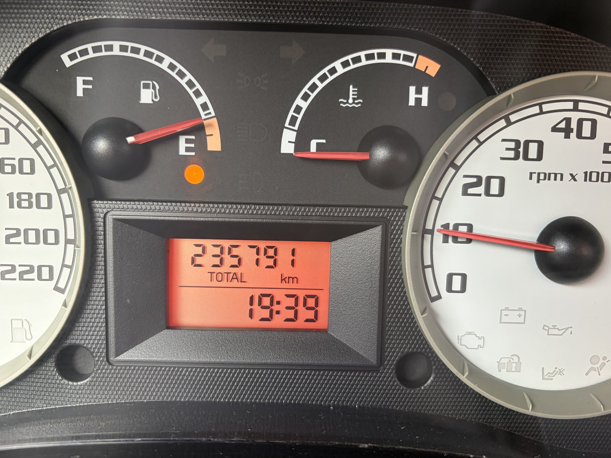 FIAT - IDEA ELX 1.4 FLEX 2008 COMPLETA
