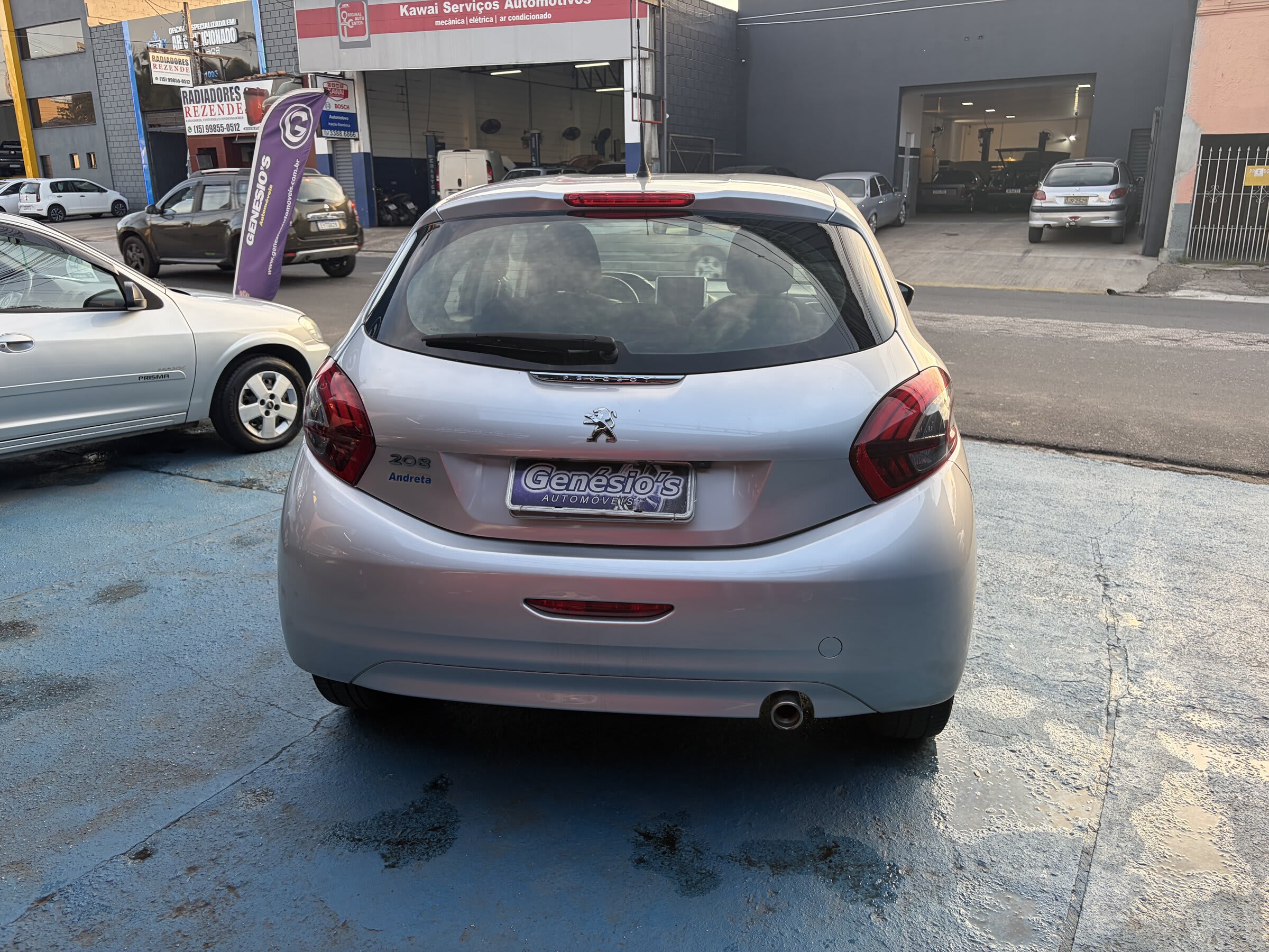PEUGEOT 208 / ACTIVE 2019 AUTOMÁTICO