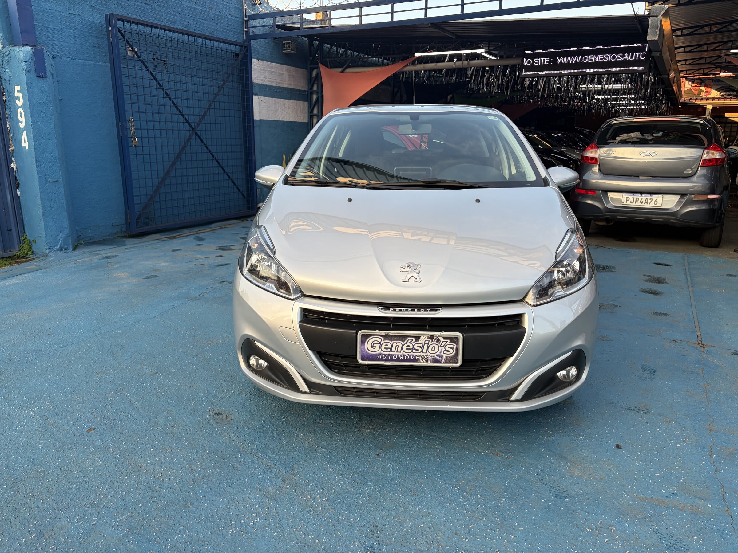 PEUGEOT 208 / ACTIVE 2019 AUTOMÁTICO