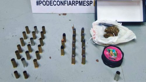 Apreensão de munições e drogas em operação da Polícia Militar em Santa Cruz das Palmeiras