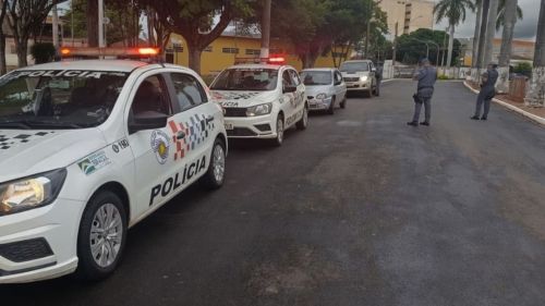 Ação da Polícia Militar “Combate ao Crime 3” mobiliza equipes em Tambaú e resulta em prisões e apreensão de drogas