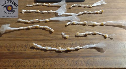 PM apreende menor por ato infracional análogo ao tráfico de drogas no bairro Desterro, em Casa Branca