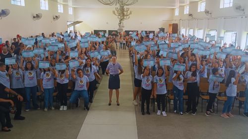 Formatura do Proerd destaca 230 alunos em Casa Branca e encerra 2025