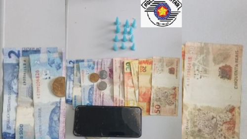 Polícia Militar prende homem com microtubos de cocaína no jardim Andreazza, em Tambaú