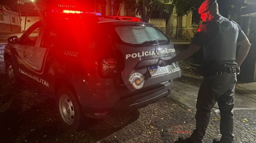 Polícia Militar cumpre mandado de prisão durante patrulhamento no Jardim Bela Vista em Casa Branca