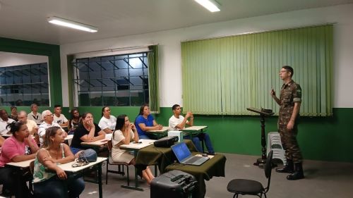 Tiro de Guerra de Casa Branca recebe familiares dos atiradores da turma de instrução 2025