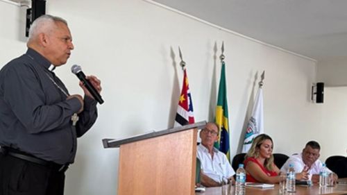 Dom Eugênio Barbosa Martins destaca a Campanha da Fraternidade 2025 na Câmara Municipal de Casa Branca