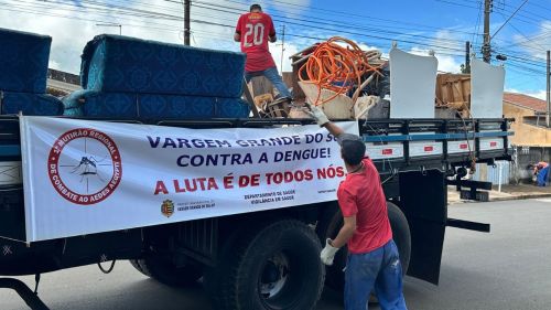 Vargem Grande do Sul realiza mutirão de limpeza contra o Aedes Aegypt