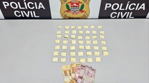 POLÍCIA CIVIL FLAGRA TRÁFICO DE DROGAS EM SANTA CRUZ DAS PALMEIRAS E PRENDE SUSPEITO COM COCAÍNA