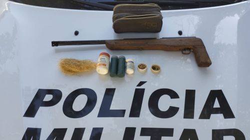 Homem é preso por violência doméstica e posse ilegal de arma de fogo em Tambaú; caso foi apresentado na Central de Flagrantes de Casa Branca