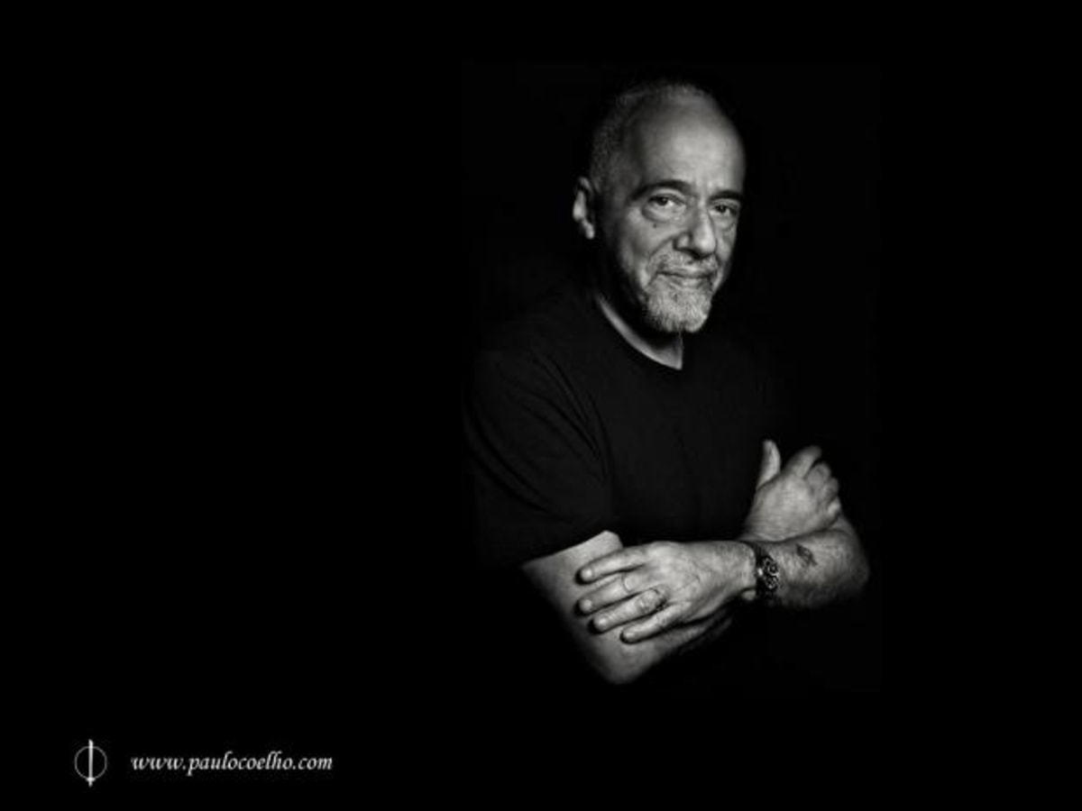 Paulo Coelho meme template