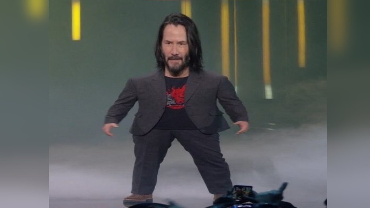 Mini Keanu Reeves meme template