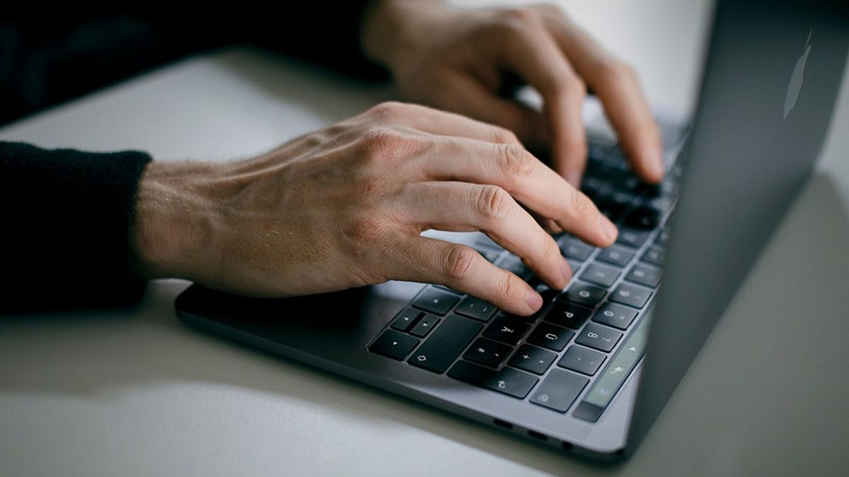 An illustration of a suspicious email on a smartphone screen, highlighting the threat of malicious invitations. Credit: a57.foxnews.com