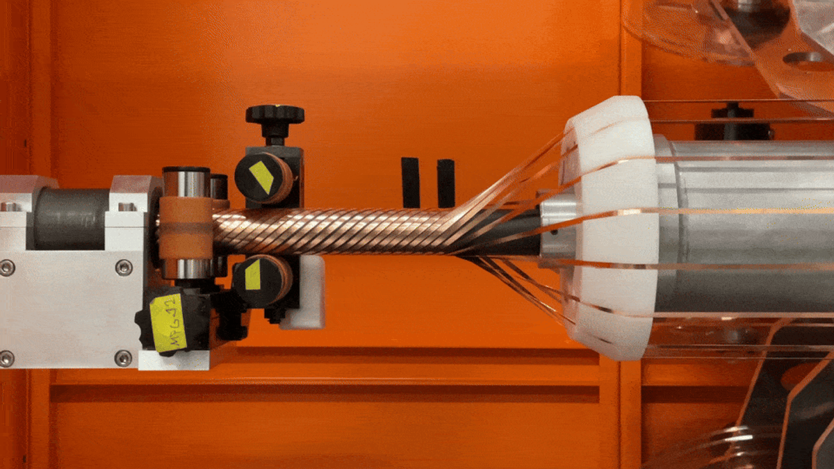 High-Temperature Superconductors (HTS) are being investigated for use in AI data centers to enhance power efficiency and reduce energy losses. Credit: spectrum.ieee.org