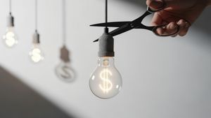 Digital representation of data processing and energy efficiency. Credit: Shutterstock