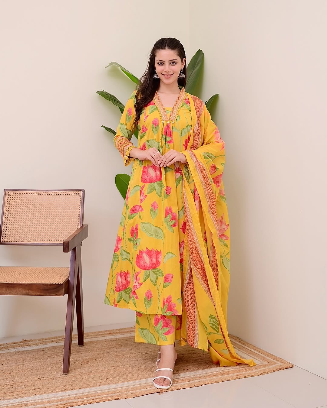 🌸Festive Summer Special 🌸  Featuring Beautiful Premium Cotton Aline Suits in two beautiful shades..