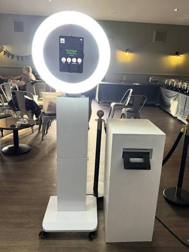 Hashtag Printer & Instagram Photo Printer Rental gallery 1