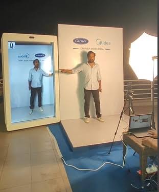 Holographic Photo Booth Rental