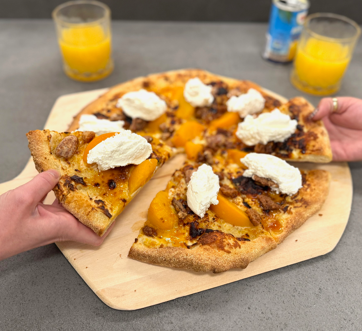 PEACH COBBLER PIZZA