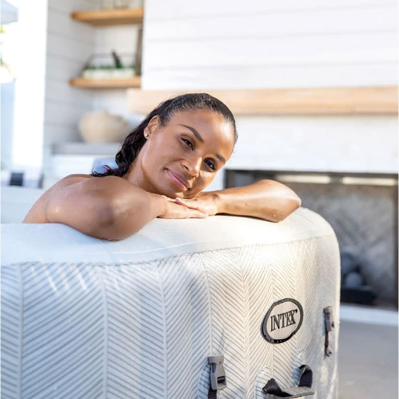 Spa Gonflable – INTEX – Chevron 4 places + Couverture Thermique – DESTOCKAGE - Image 4